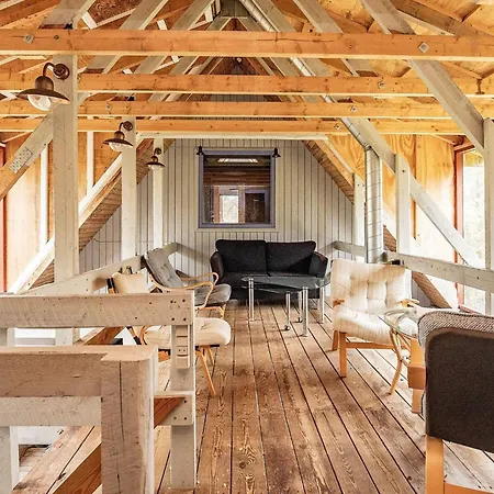 10 Person In Ferienhaus *